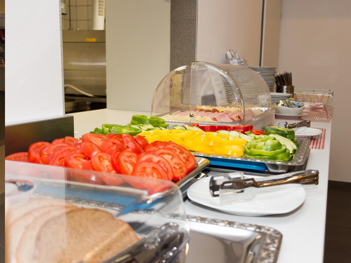 Winbudget "Bed&Breakfast" Bécsújhely Kültér fotó