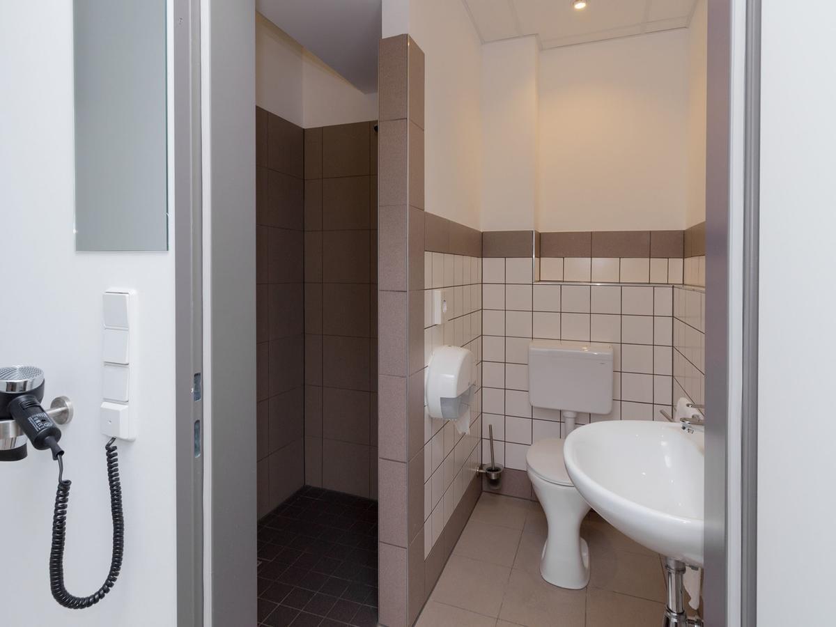 Winbudget "Bed&Breakfast" Bécsújhely Kültér fotó